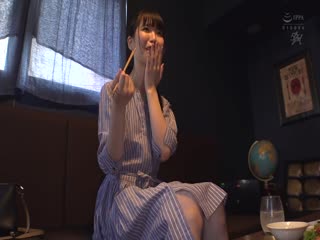 祝 真人自慰套化 被虐現役美少女護理師勤務中被綁架桃色性器體液濕透調教直到崩壞 DASS-081