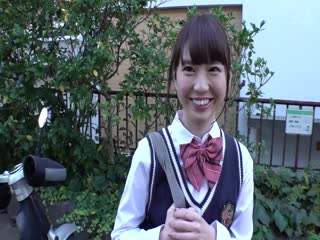 高中辣妹尾行集团校内轮奸视频